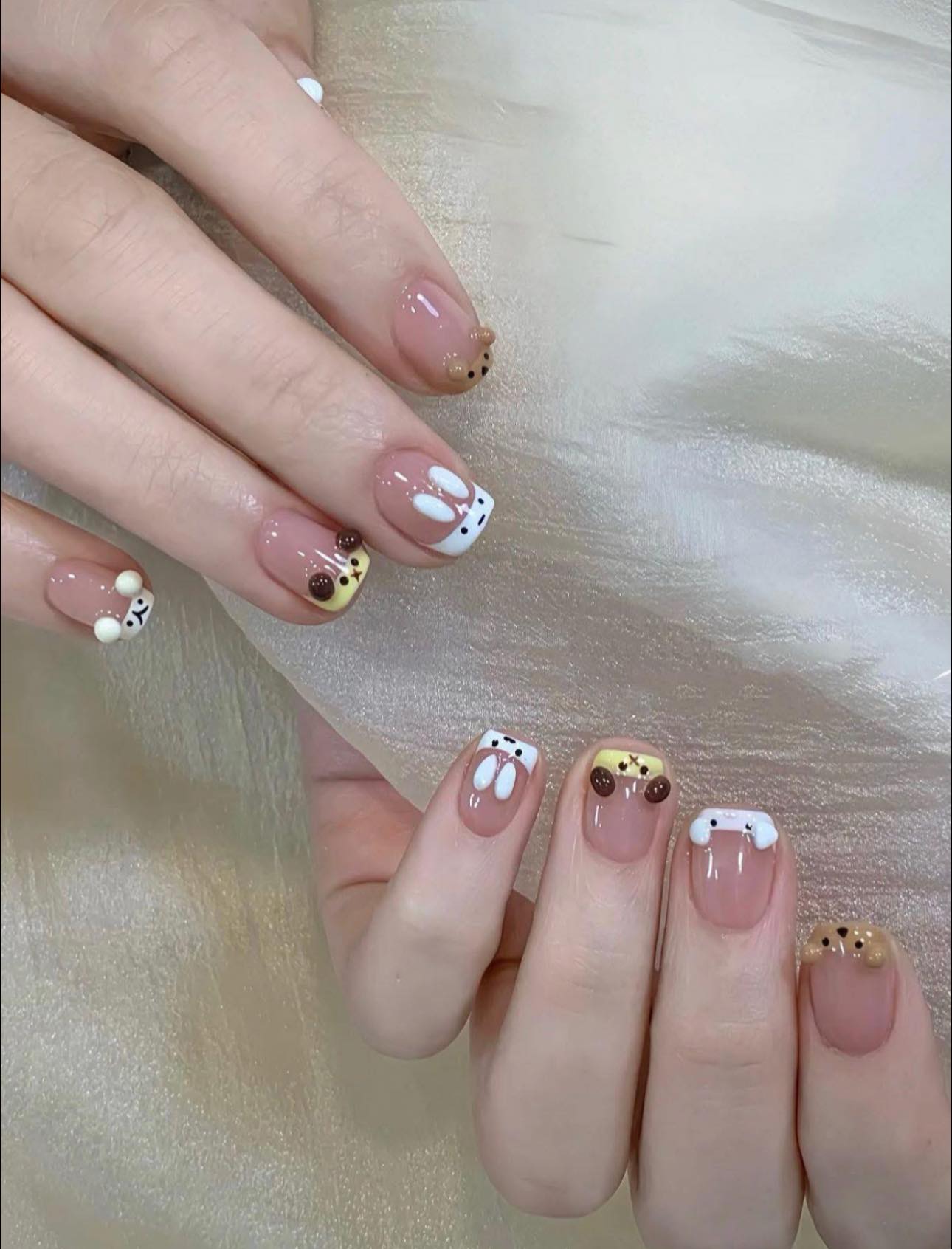 M. Vince' Northfield Nail Spa logo